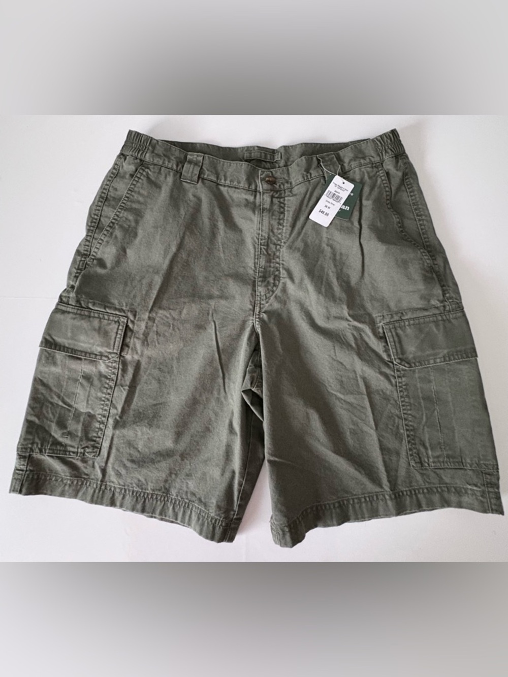 L.L. Bean Comfort Waist Cargo Shorts Olive 36W Cotton NWT